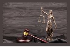 Kim Kardashian Takes the Stand